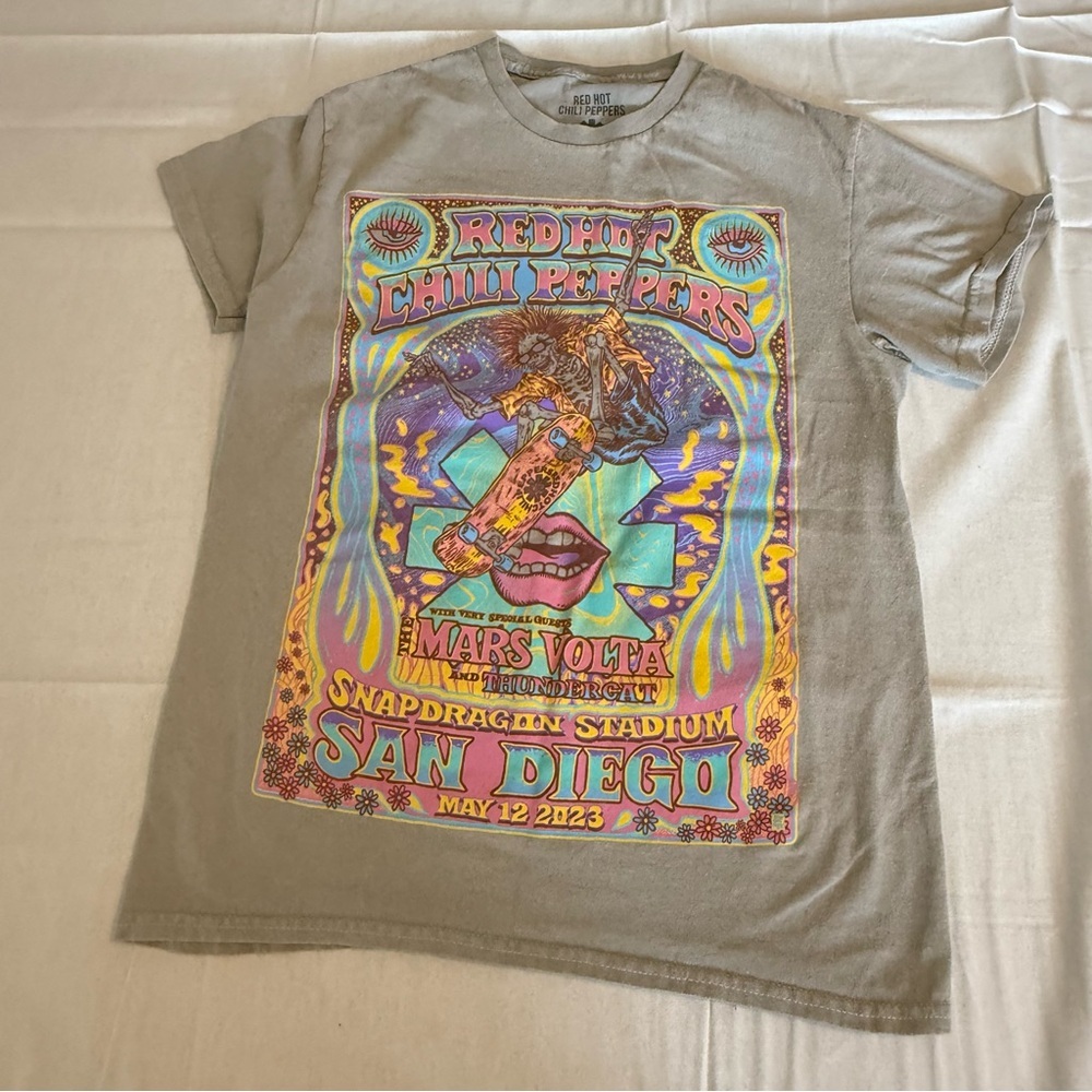 Red Hot Chili Peppers 2023 San Diego The Mars Volta & Thundercat‎ Shirt Sz small